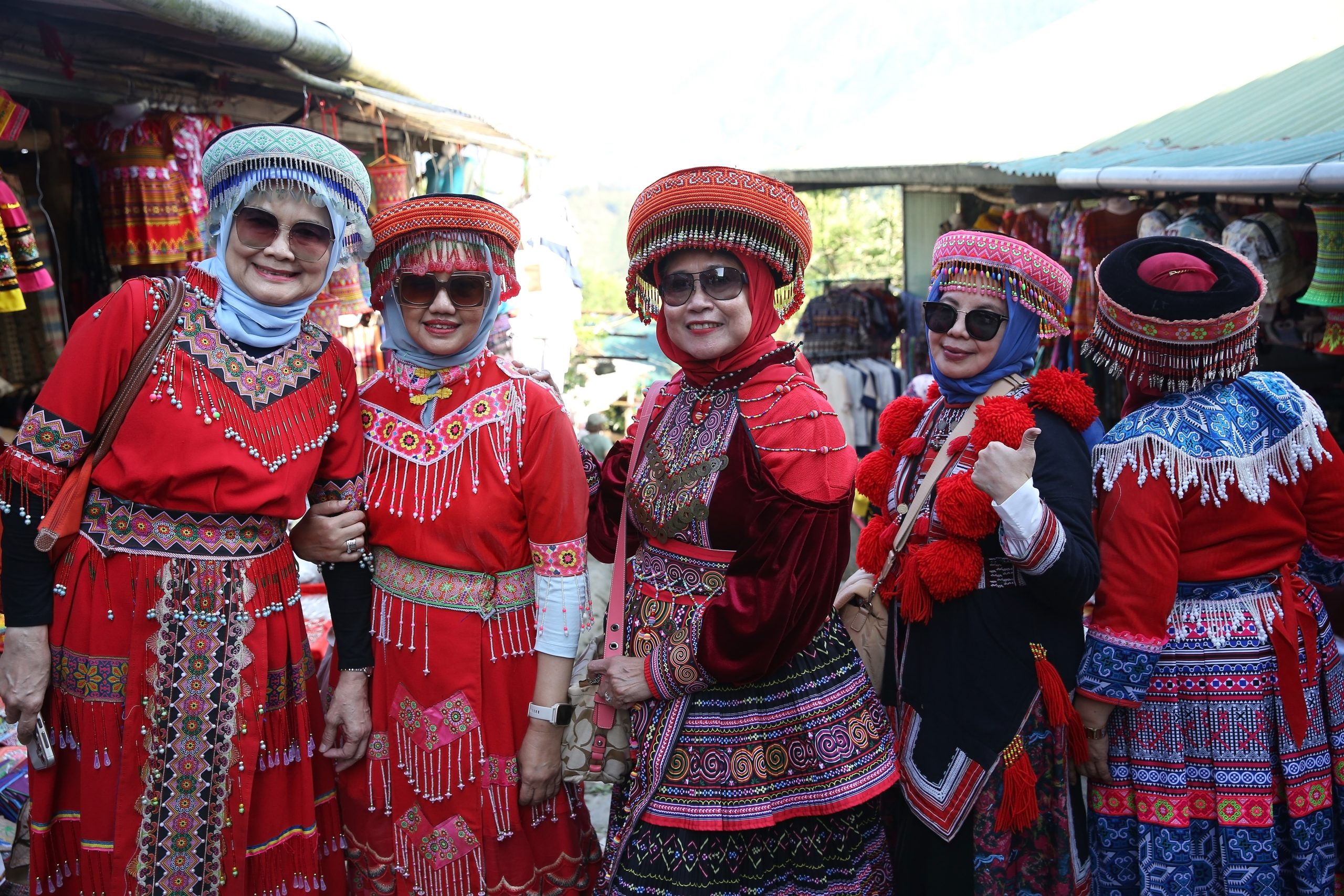 Sa,Pa,,Vietnam,,May,11,,2024:,Tourist,Muslim,Women