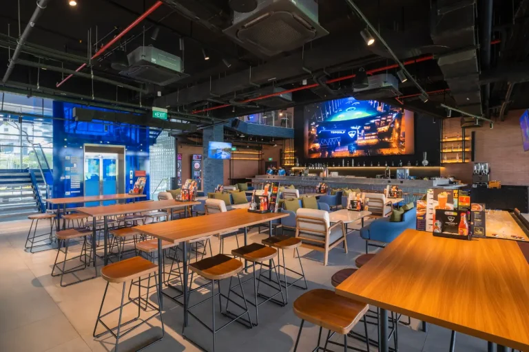 Topgolf-Jakarta---Game-Play-Experience-82d26581-7846-4b87-8ca6-ae61f3a543f6