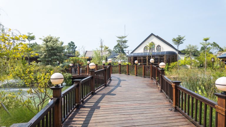 Jakarta,,Indonesia,-,September,12,,2024:,Orange,Groves,Pantai,Indah