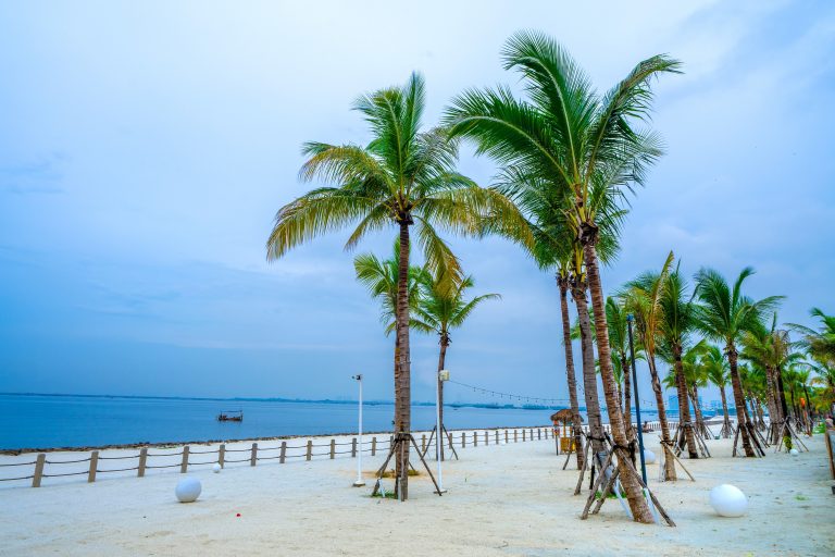 White,Sand,Beach,At,Aloha,Beach,,Pik,2,(pantai,Indah