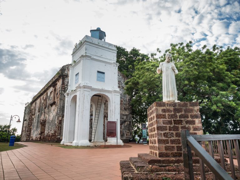St.,Paul's,Church,With,A,Statue,Of,St.,Francis,Xavier