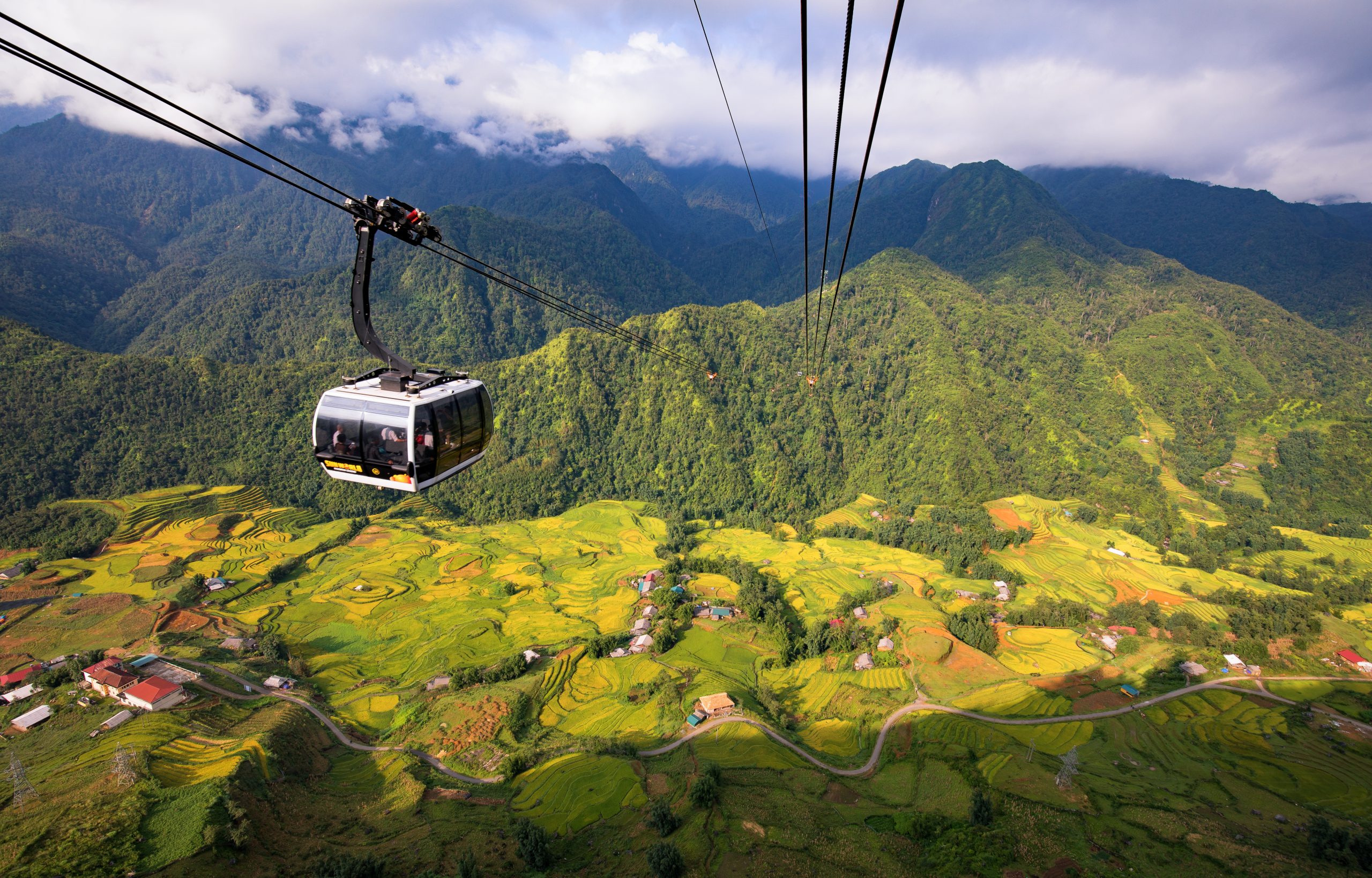 Lao,Cai,,Vietnam,-,August,17,2019,:,Cable,Car